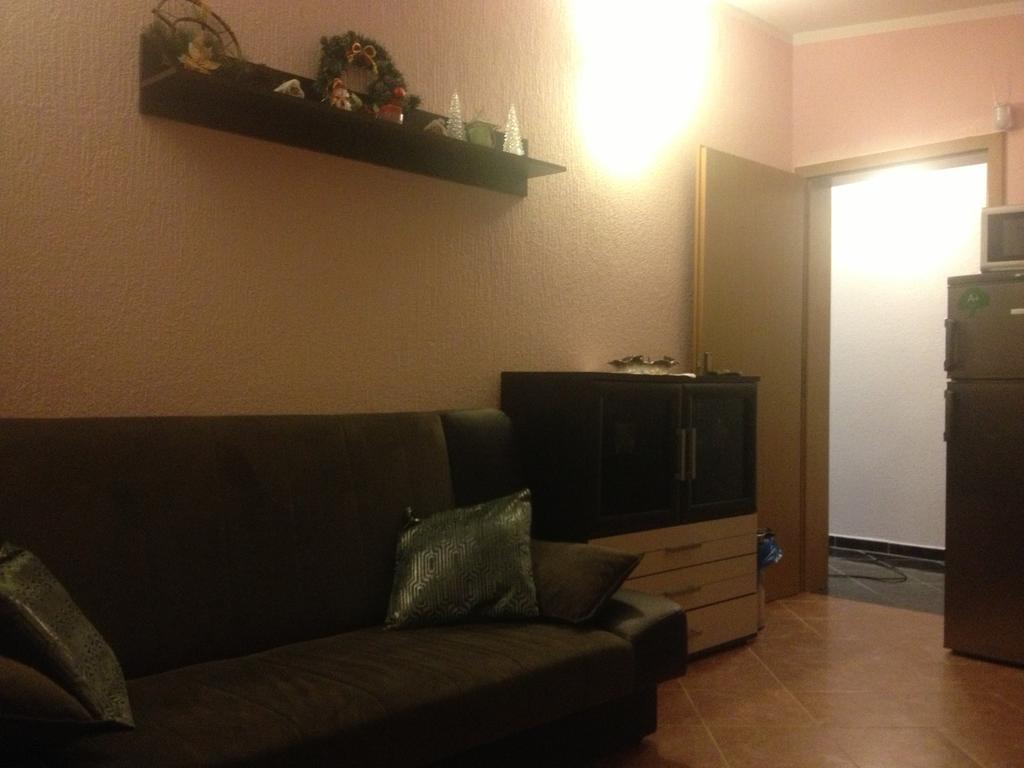 Apartments Svetlana Утеха Екстериор снимка